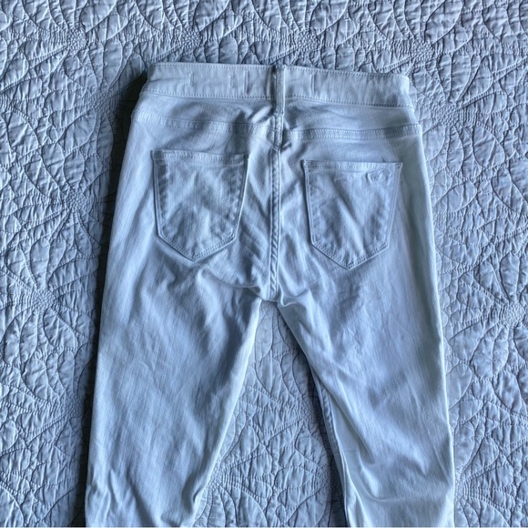 White Hollister Low Rise Skinny Jeans - Picture 3 of 5